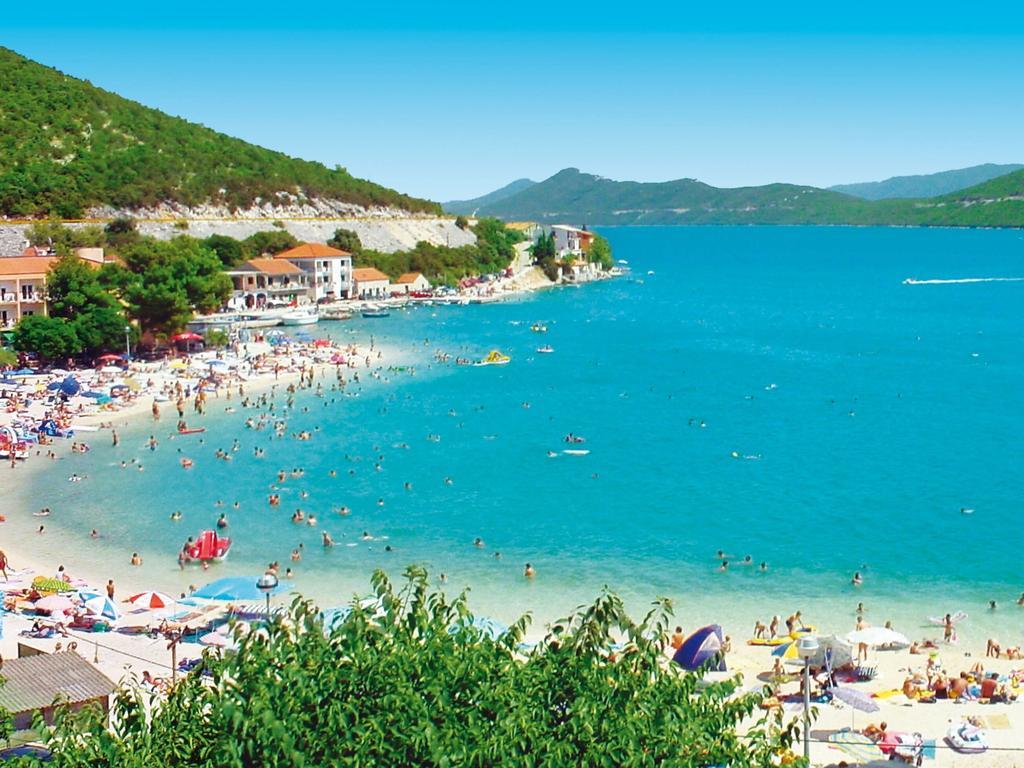 Guest House & Restaurant Adriatic Klek Exterior foto