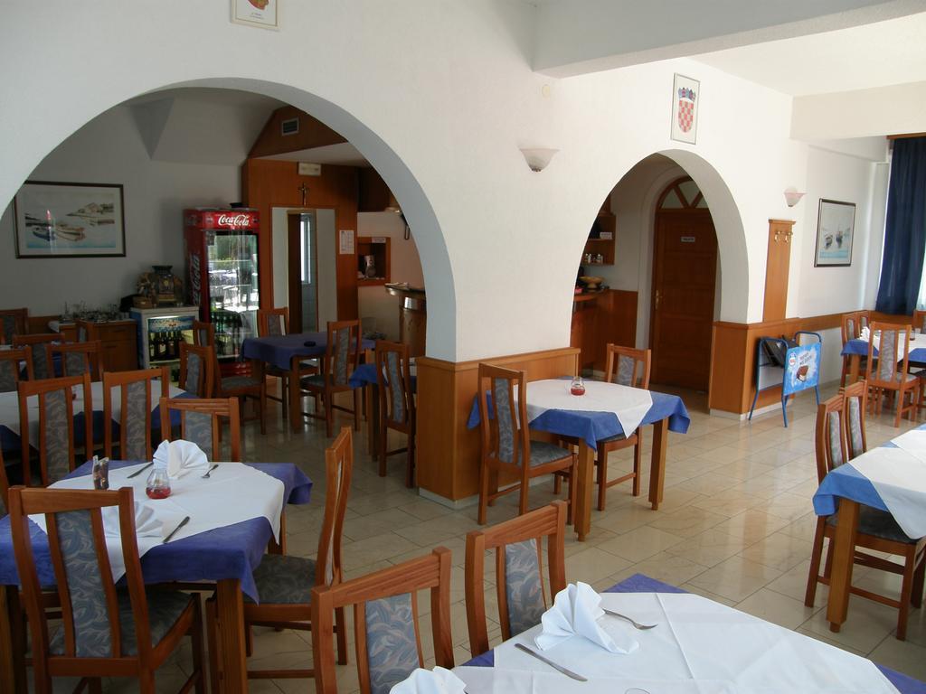 Guest House & Restaurant Adriatic Klek Exterior foto