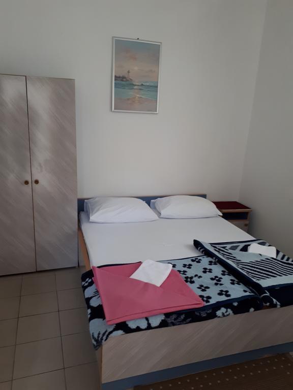 Guest House & Restaurant Adriatic Klek Exterior foto